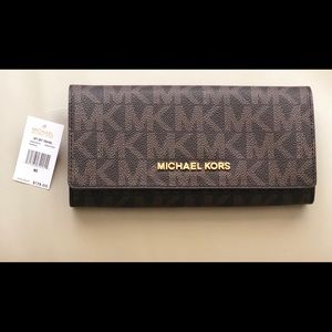 Michael Kors Brown jet set travel wallet